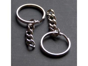Schlüsselring mit Kette