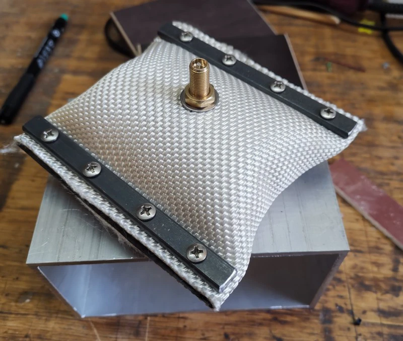 Pneumatische Minipresse