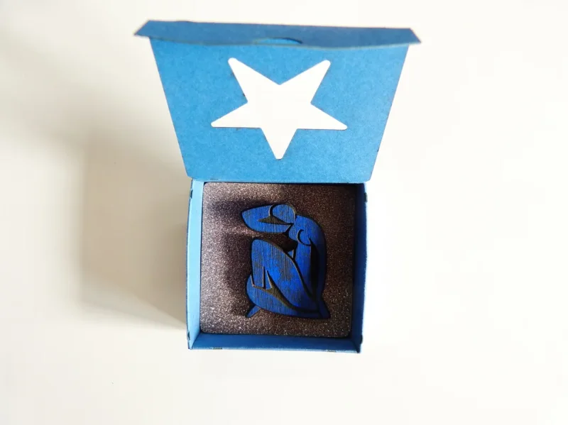 Brosche Blau