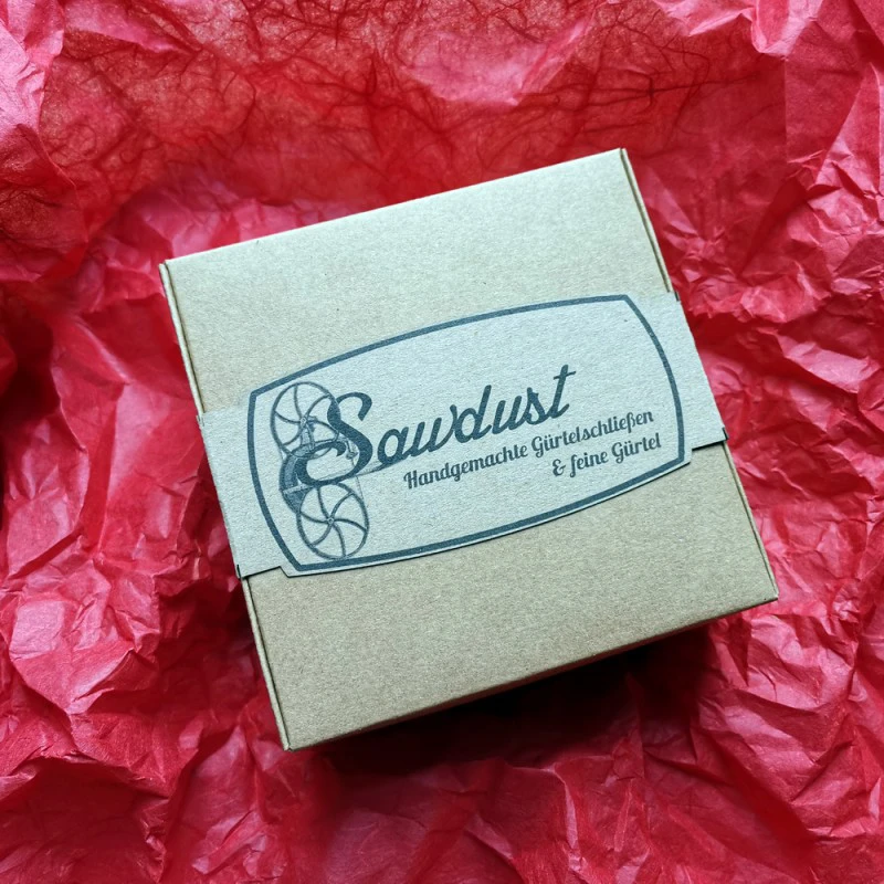 Gürtelschließen und Gürtel "Sawdust"