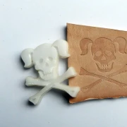 girl skull and bones