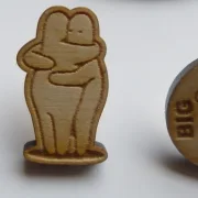 Hug Pin